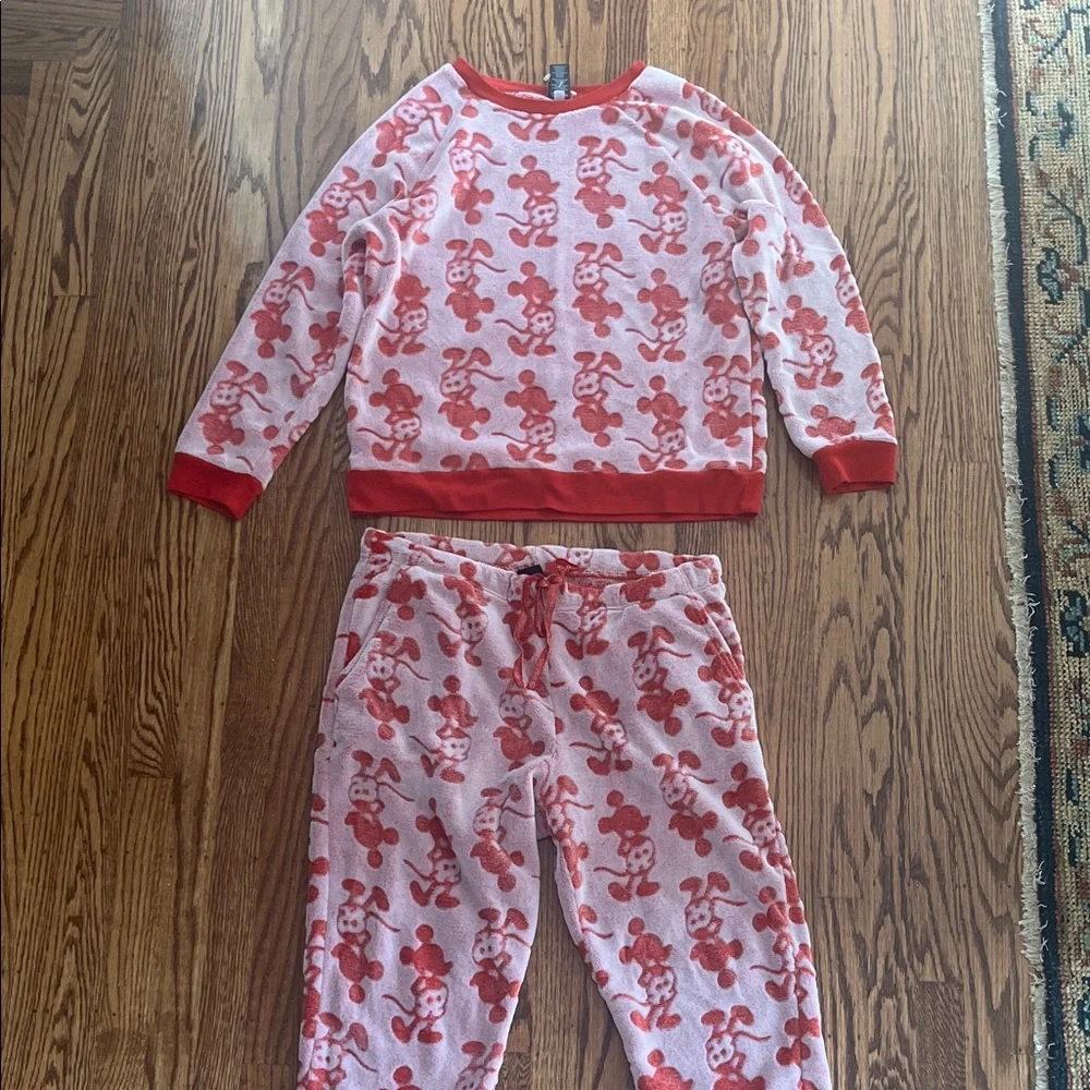 Disney Red and White Mickey Mouse Pajama Set